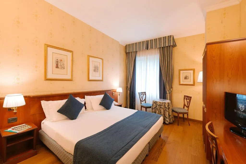 DOUBLE EXECUTIVE 2 DOUBLE BEDS Room, Windsor, Milan