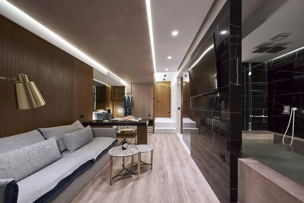 Room, Dyo Suites, Crete