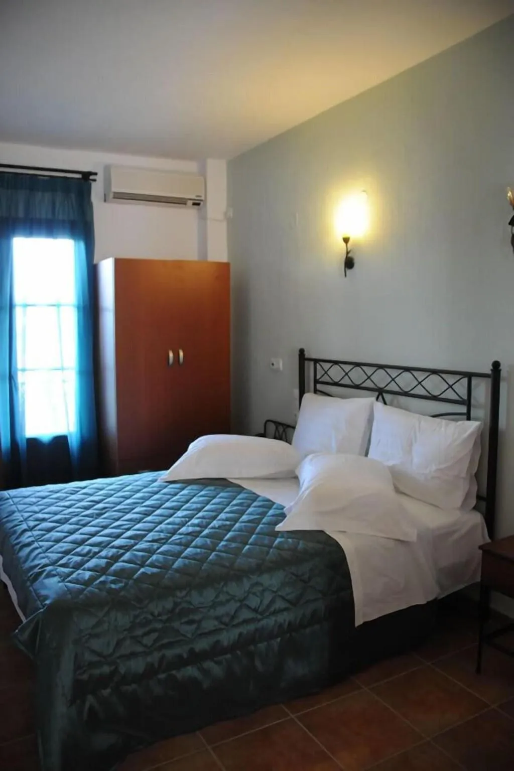 Room, Skiathos Island Suites, Skiathos