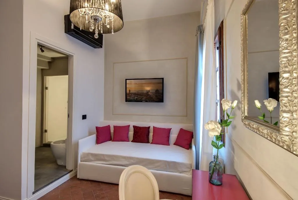Room, Residenza d'Epoca Borgo Albizi, Florence