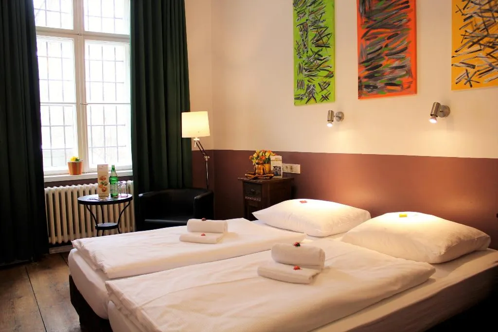 DOUBLE STANDARD Room, Grand Hostel Berlin Classic, Berlin