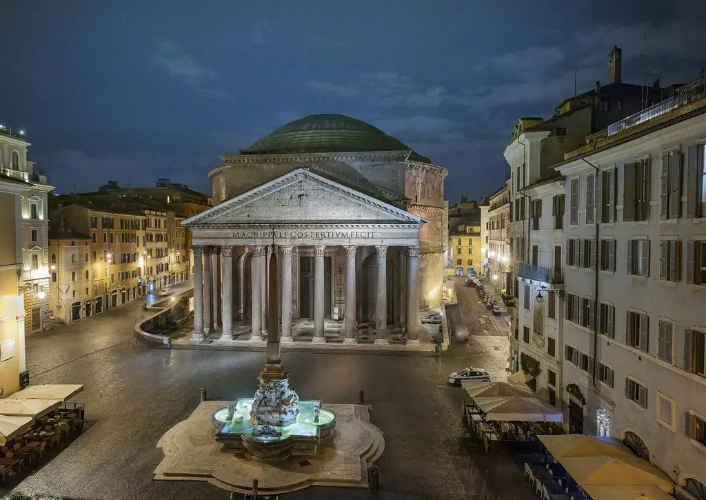 General view, Antico Albergo del Sole al Pantheon, Rome
