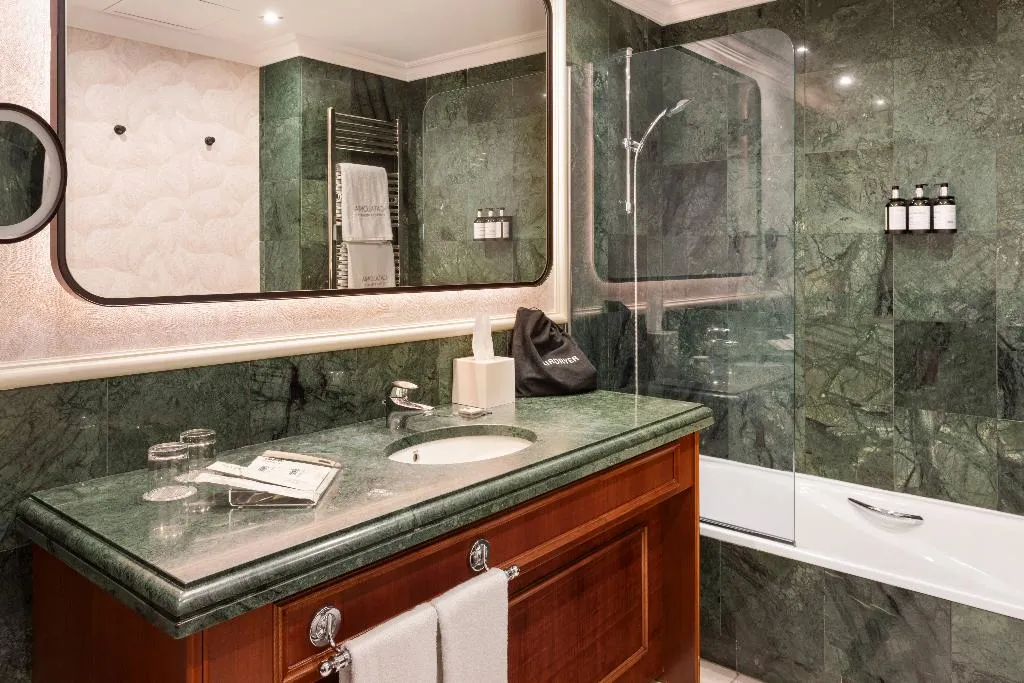 Double or Twin SUPERIOR Room, Catalonia las Cortes, Madrid