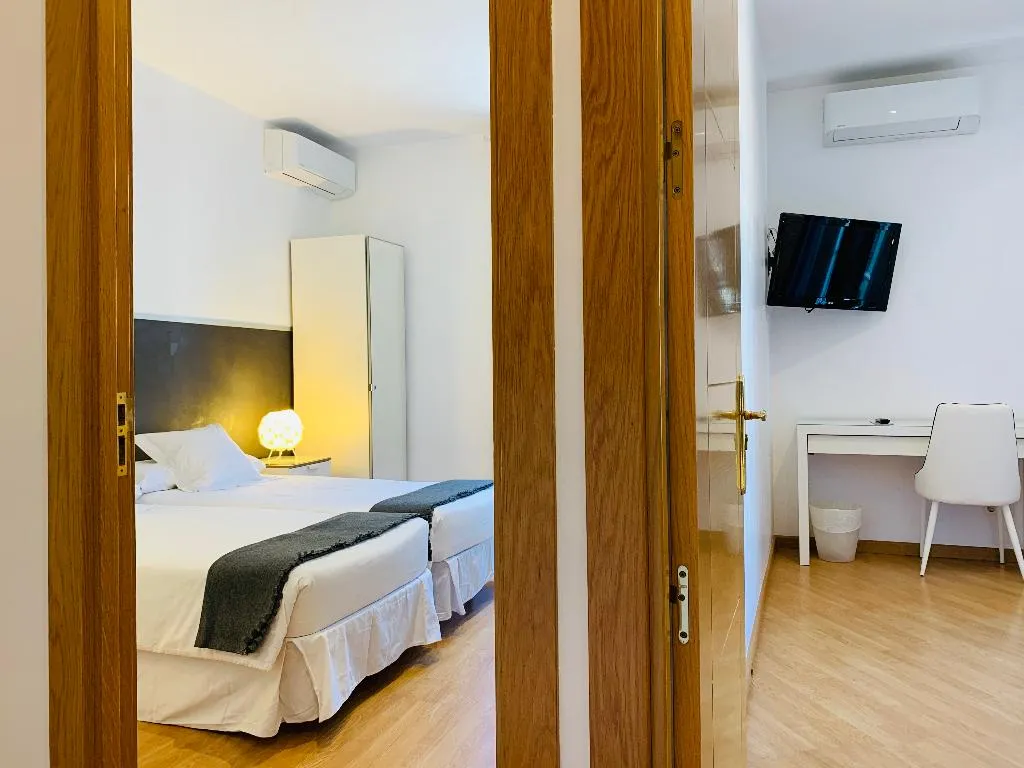General view, Super Balmes Guest House, Barcelona