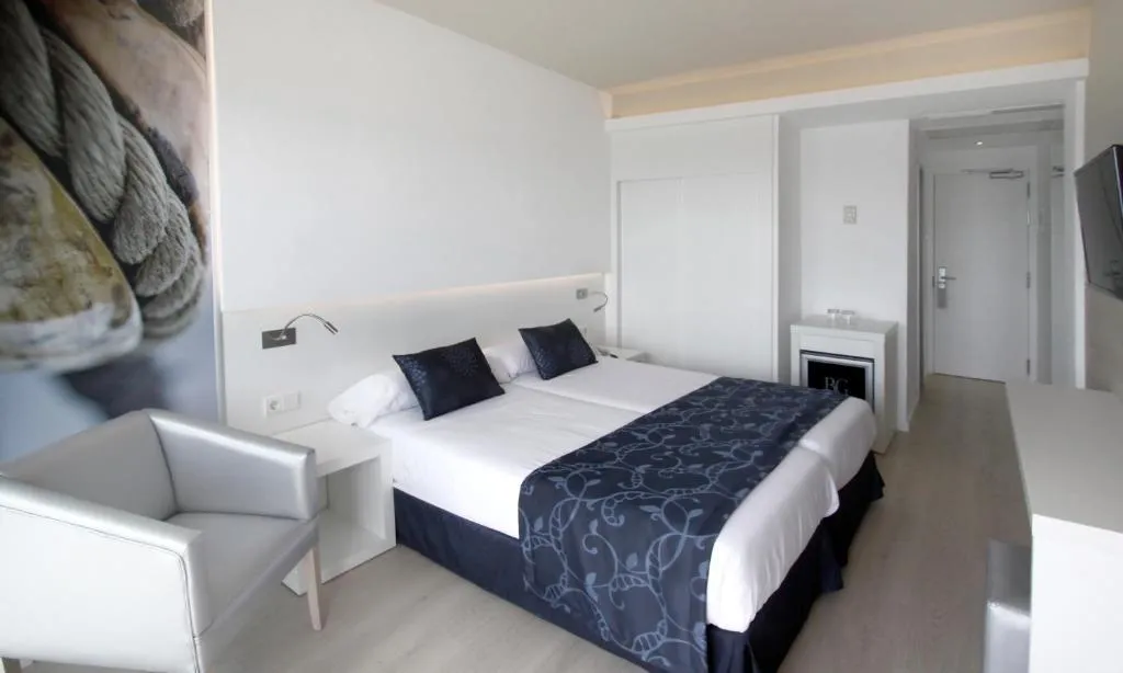 TRIPLE STANDARD Room, BG Java, Majorca