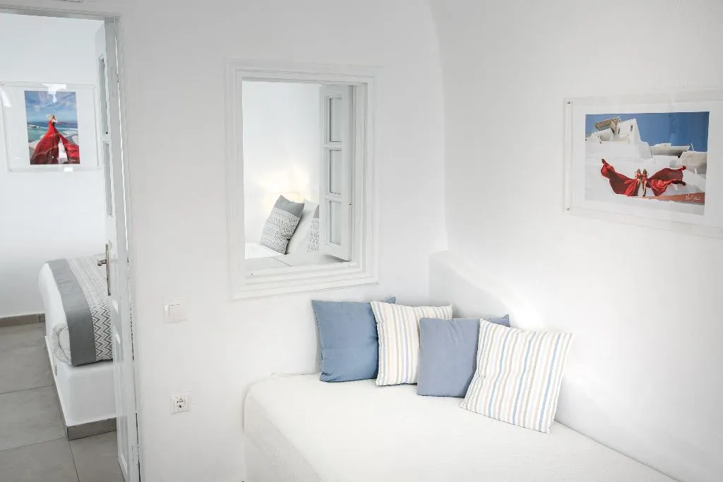 SUITE SEA VIEW Room, Vogue Suites, Santorini