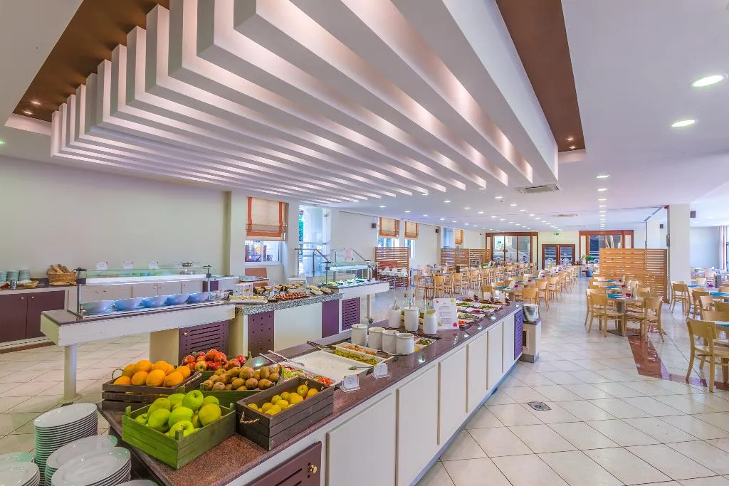 Restaurant, Kipriotis Hippocrates Hotel, Kos