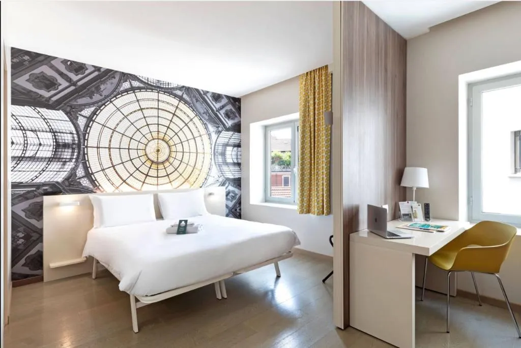 JUNIOR SUITE STANDARD Room, B&B Hotel Milano Central Station, Milan