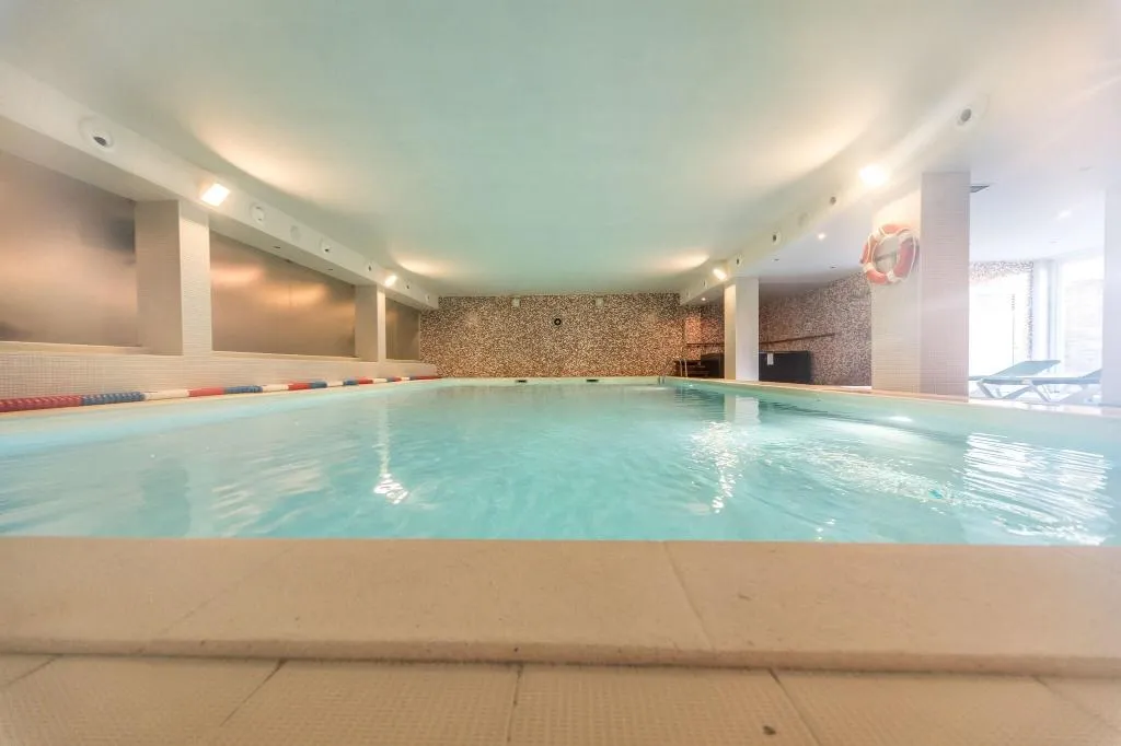 Pool, Lusitânia, Porto