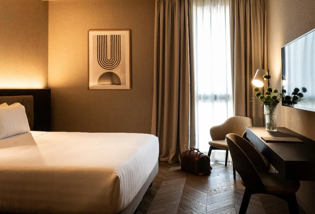 DOUBLE EXECUTIVE Room, Litta Palace, Milan