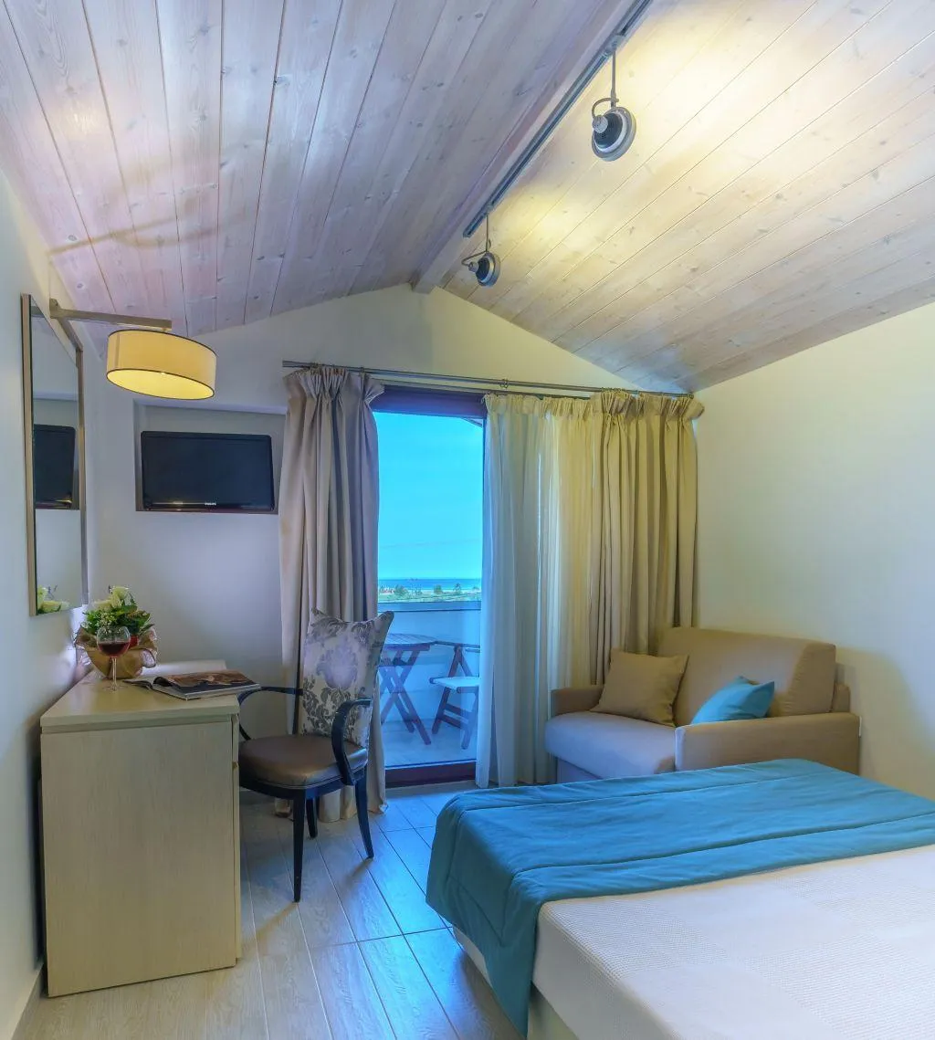 Double or Twin SUPERIOR SEA VIEW Room, Cosmopolitan Hotel by GHH, Thessaloniki