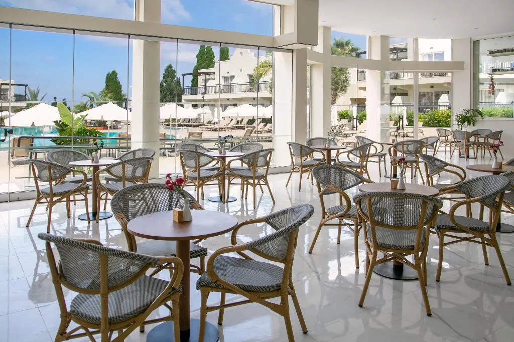 Restaurant, Louis Paphos Breeze, Cyprus