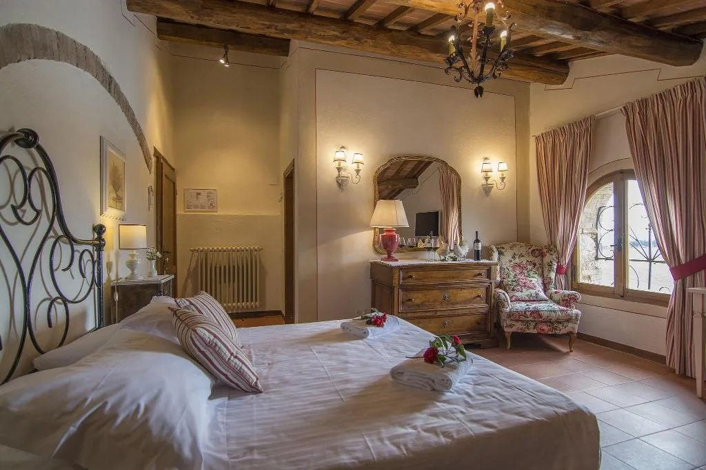 DOUBLE SUPERIOR Room, Belvedere Di San Leonino, Florence
