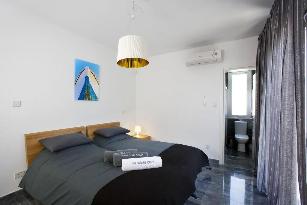 Room, Paradise Cove Luxurious Beach Villas, Cyprus