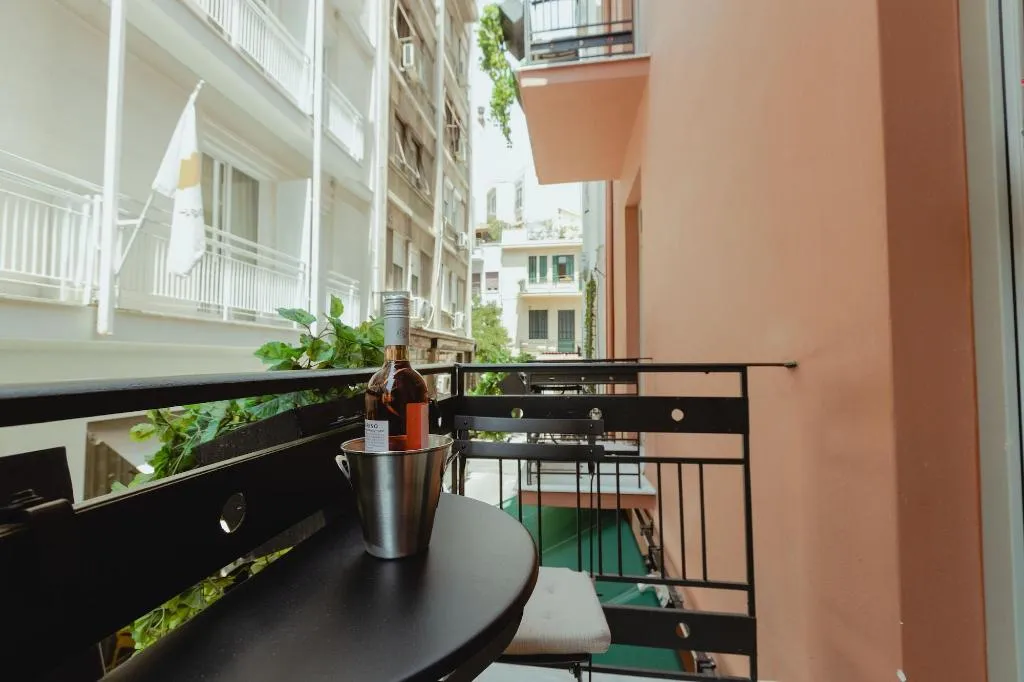 Room, Metis Uls, Athens