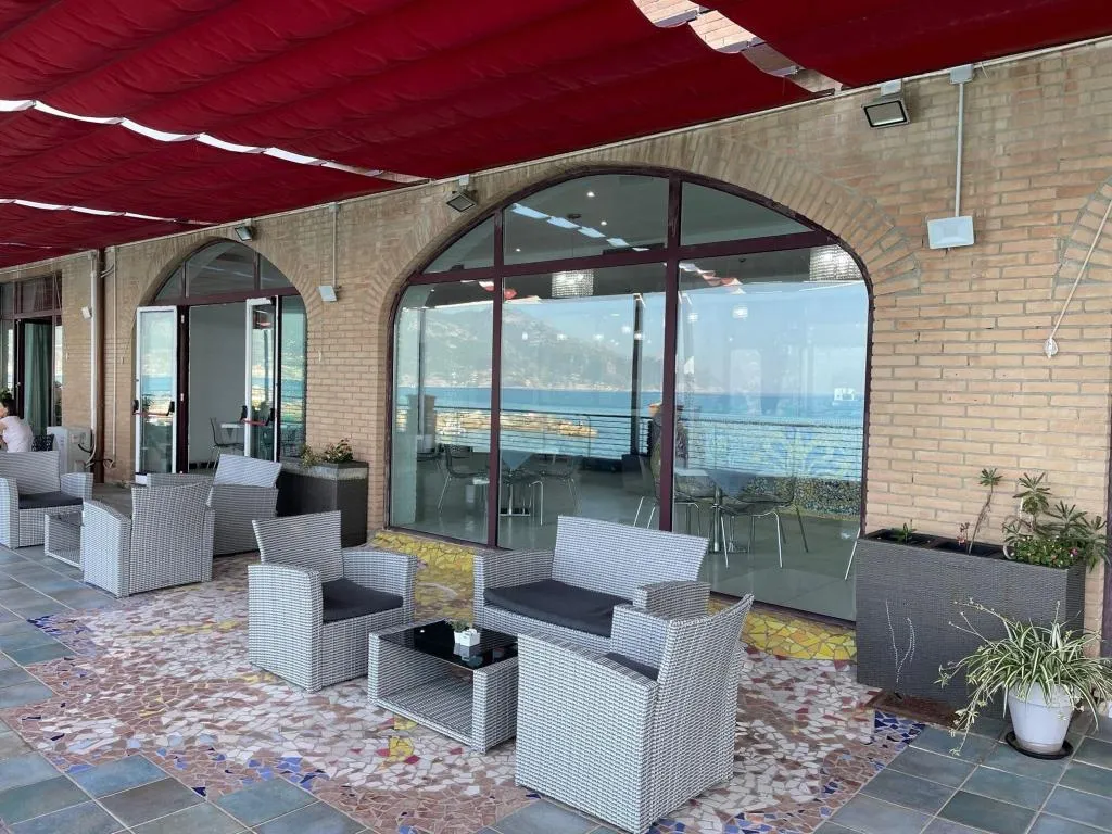 General view, Hotel Polo Nautico, Naples