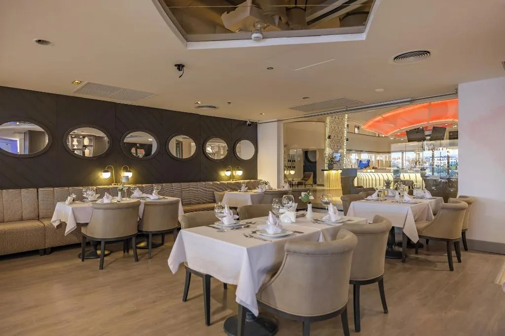 Restaurant, Sisus Marina Çeşme, Izmir