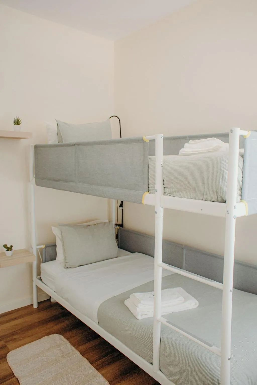 Room, The Beach Corner Guesthouse, Porto
