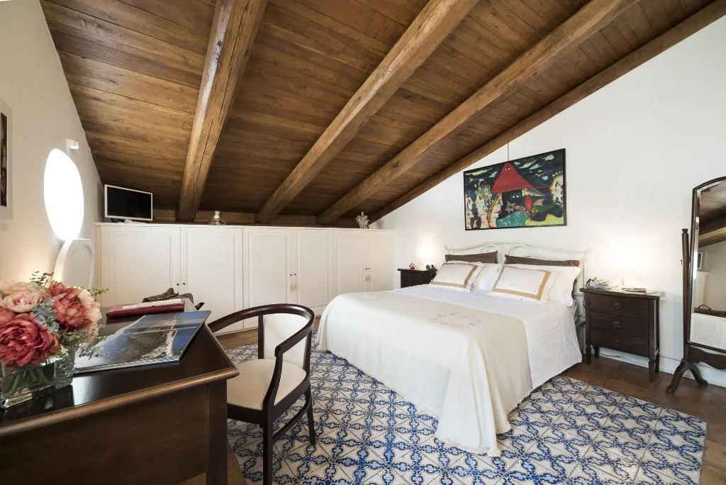 Room, Palazzo Suriano Amalfi Coast, Naples