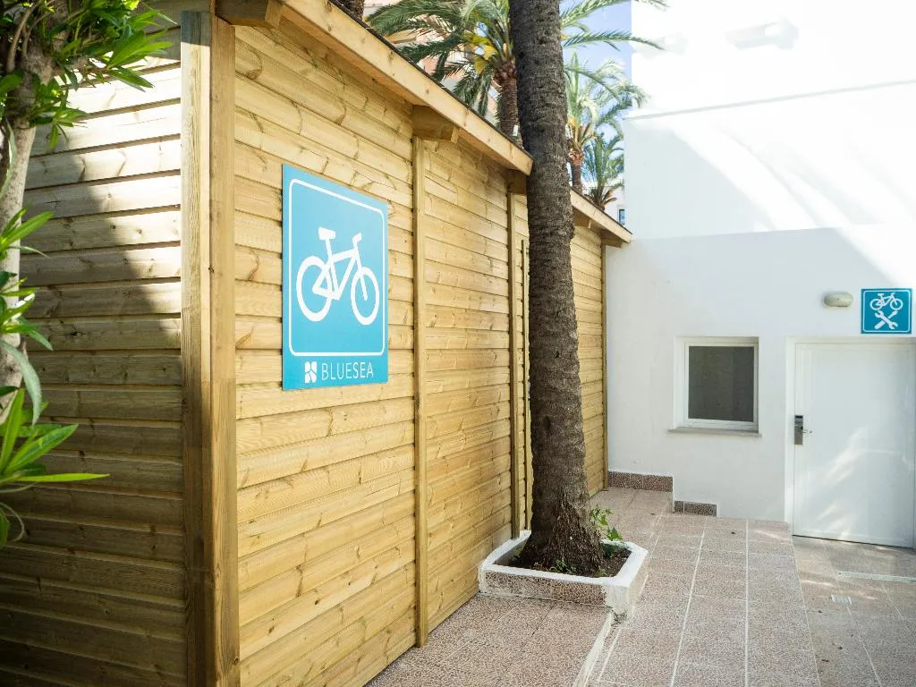 Sports and Entertainment, BLUESEA  Piscis -  Adults Only, Majorca