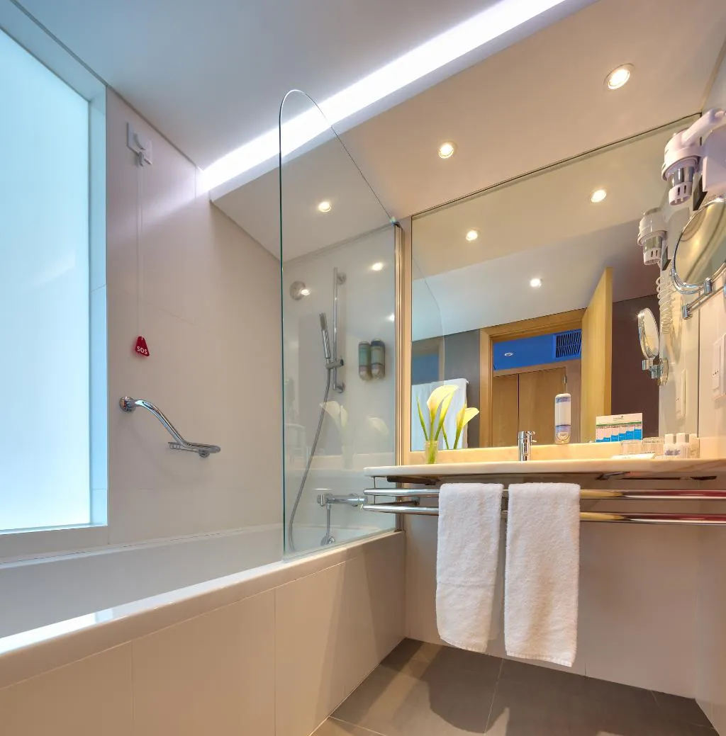 Double or Twin SUPERIOR SEA VIEW Room, The Views Monumental, Madeira
