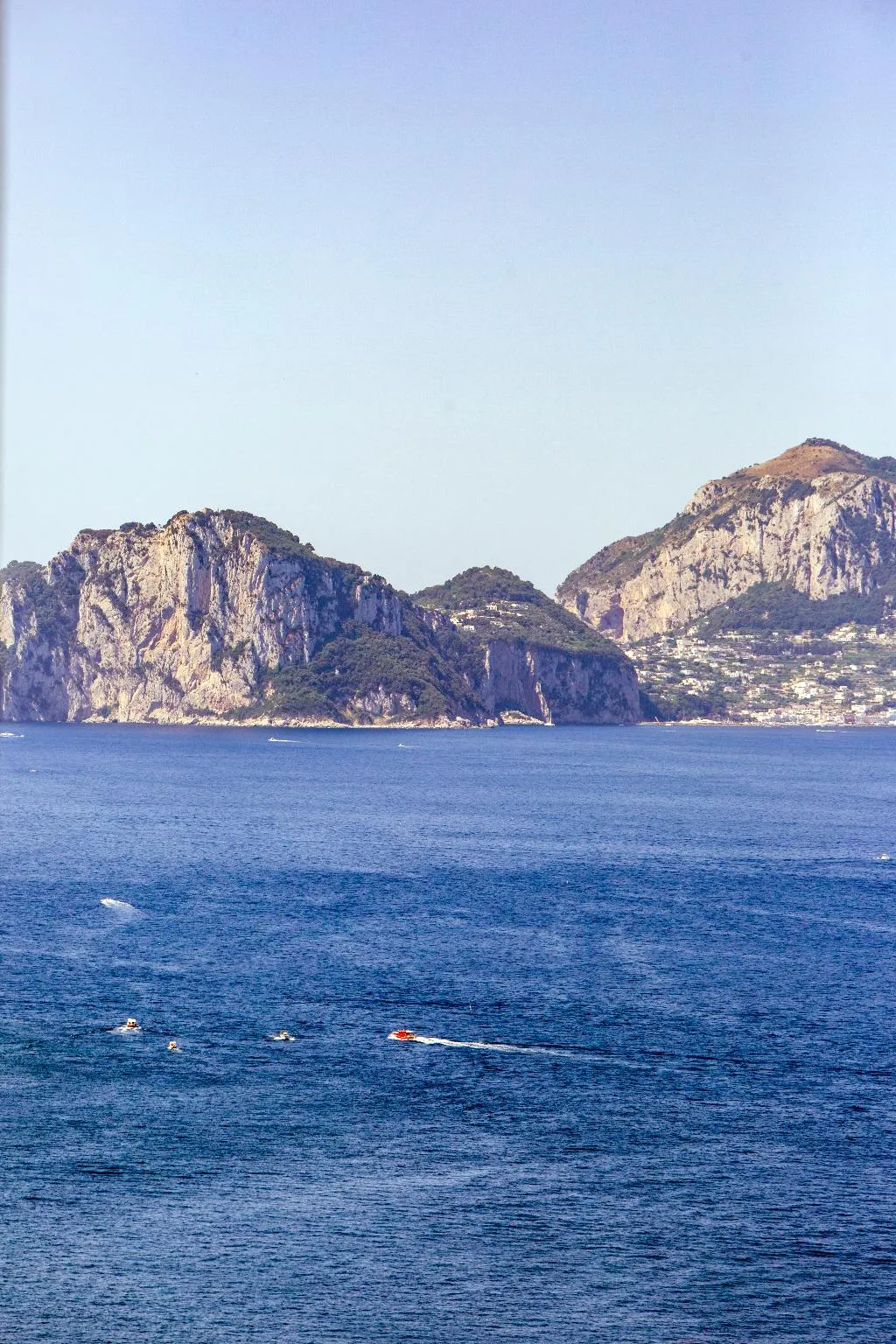 General view, Vista Di Capri, Naples