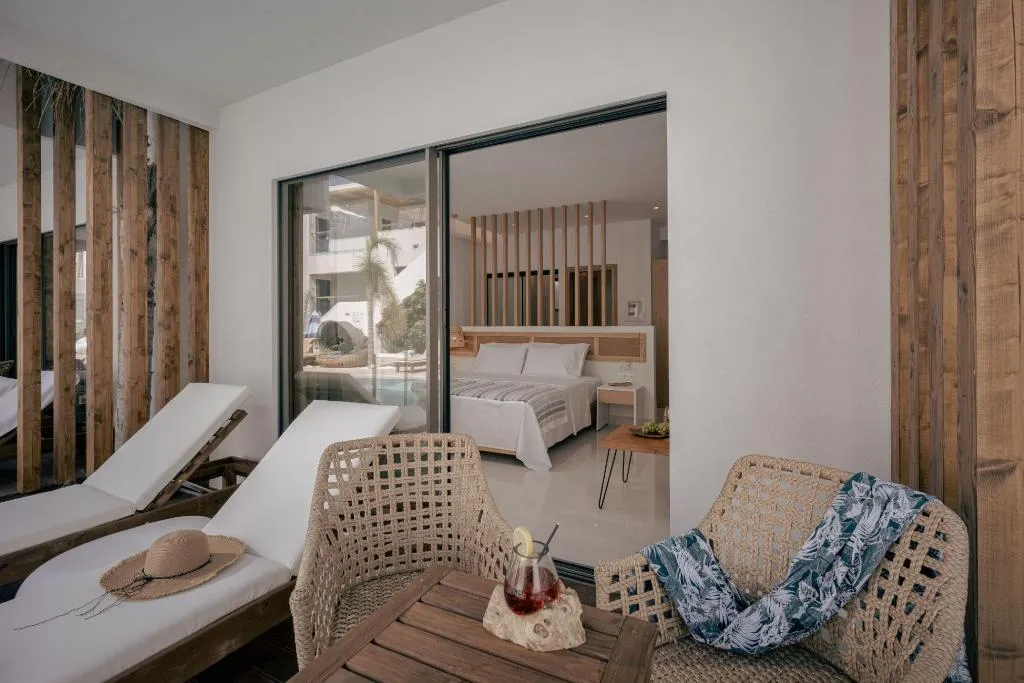 SUITE DELUXE Room, Galazio beach resort, Crete