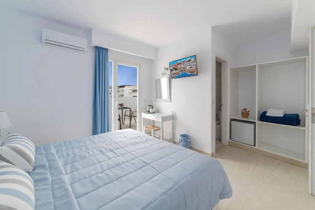 Double or Twin CLASSIC POOL VIEW Room, Naiades Marina Hotel, Crete