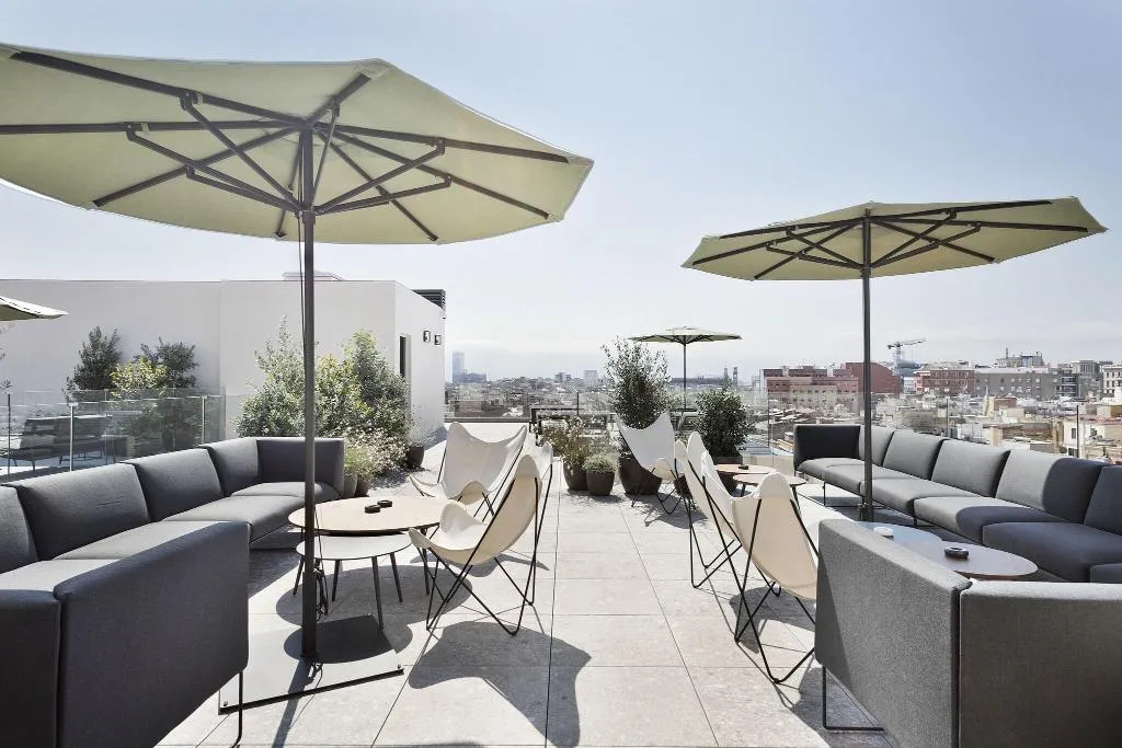 Terrace, Yurbban Passage Hotel & Spa, Barcelona