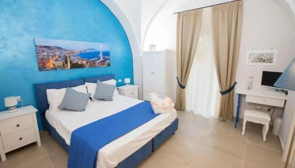 Room, Chiaia Suites, Naples