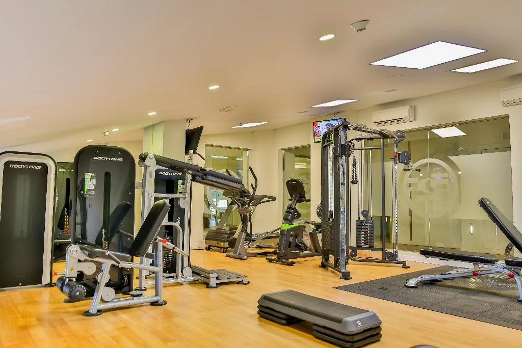 Sports and Entertainment, Hotel 525, Costa Blanca
