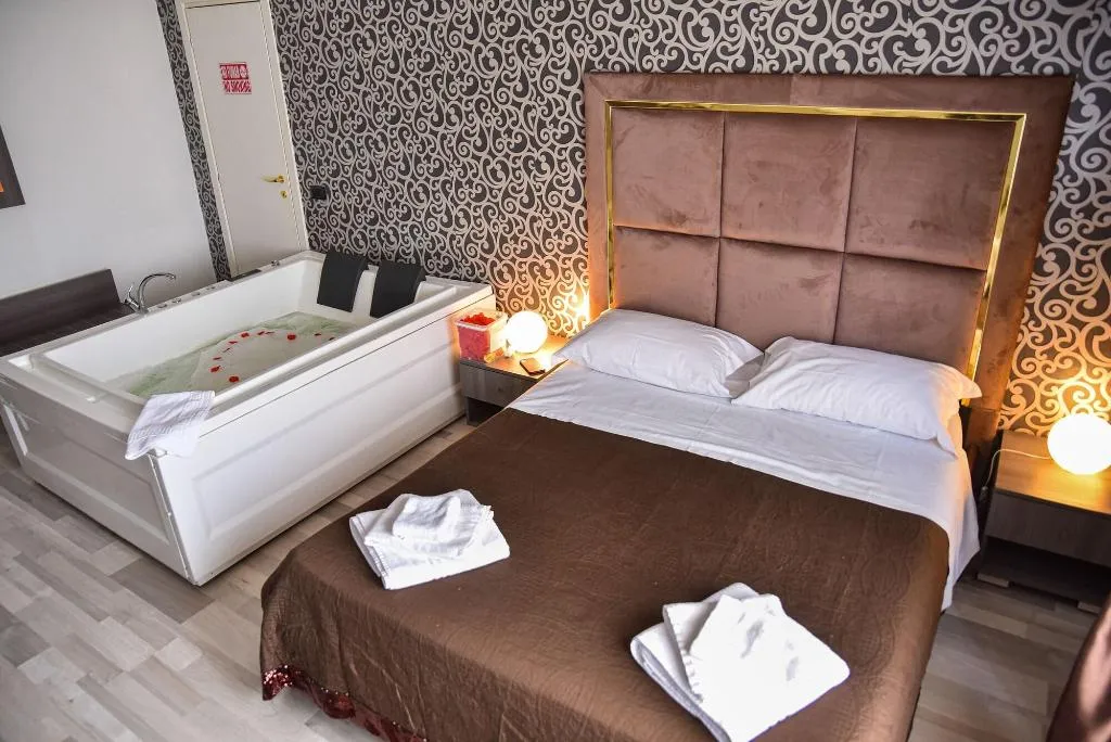Room, Mirosa Bed And Breakfast, Naples