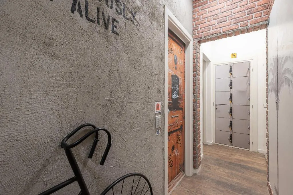 Lobby, Code Rooms, Florence