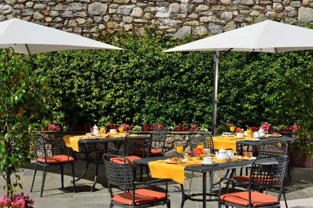 Restaurant, Castello Dal Pozzo, Milan