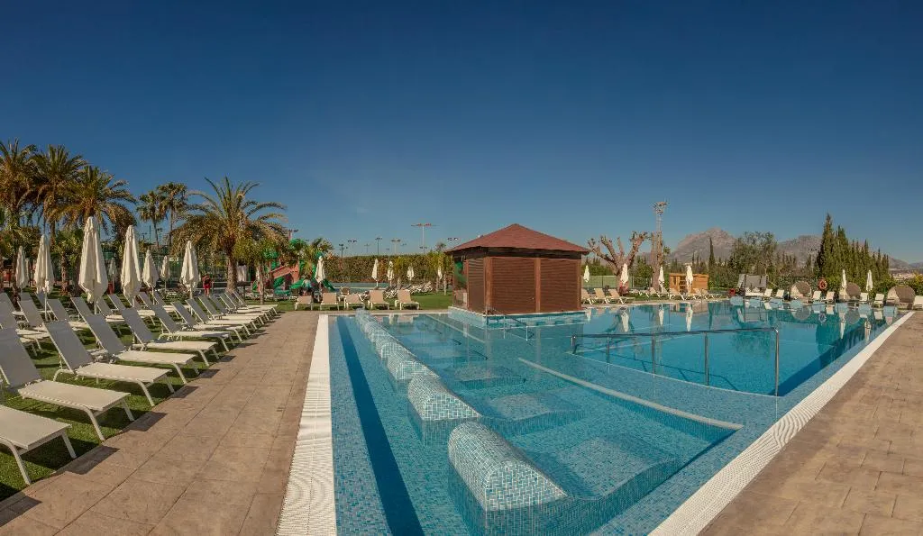 Pool, Magic Robin Hood Resort, Costa Blanca