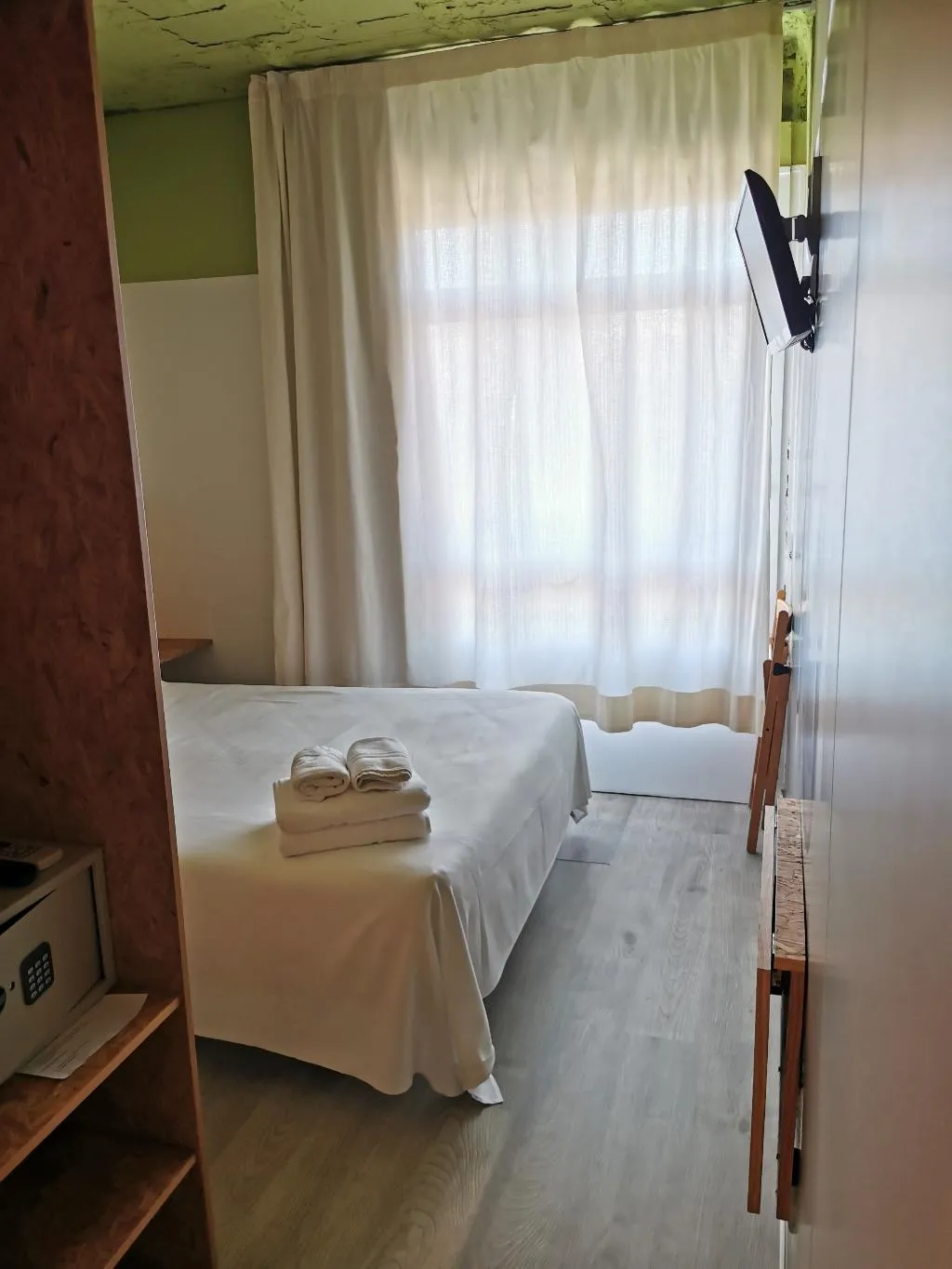 DOUBLE STANDARD Room, La Posada del Chaflan, Madrid