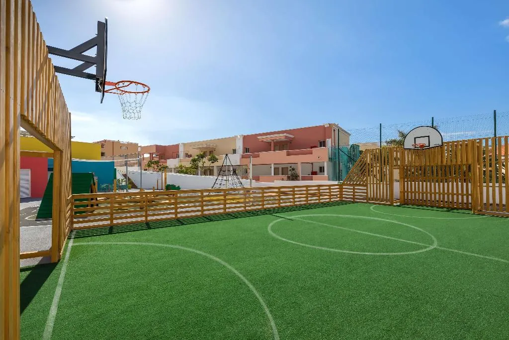 Sports and Entertainment, Servatur Isora Suite, Tenerife