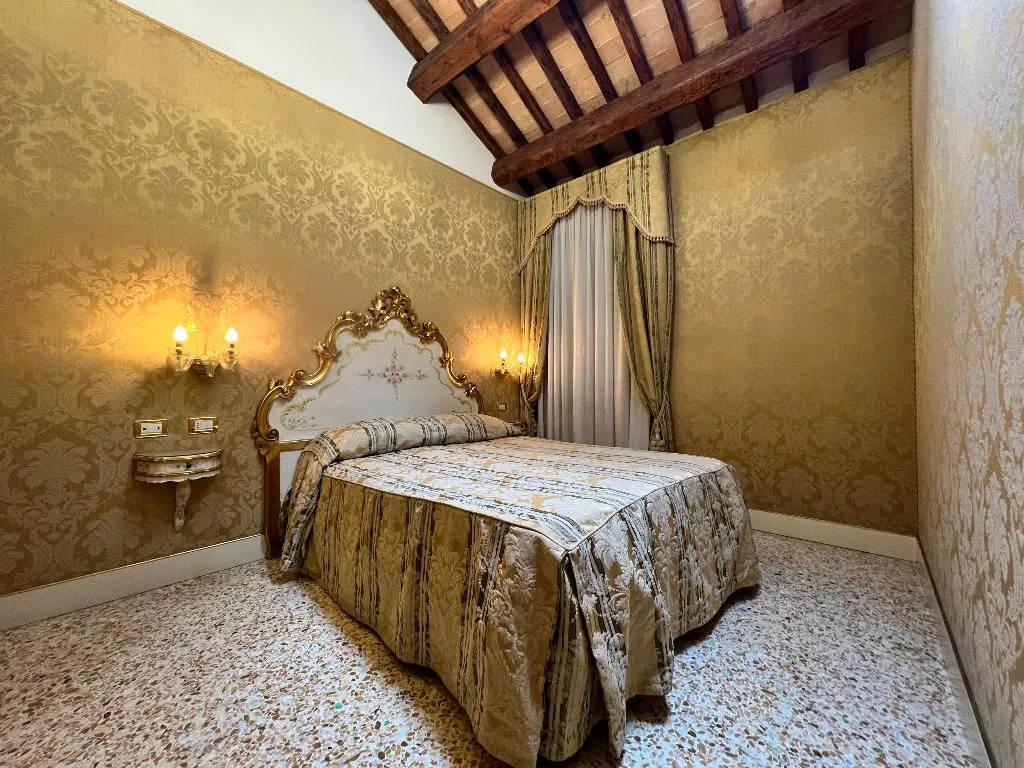 DOUBLE STANDARD Room, Hotel Ca' Dogaressa, Venice