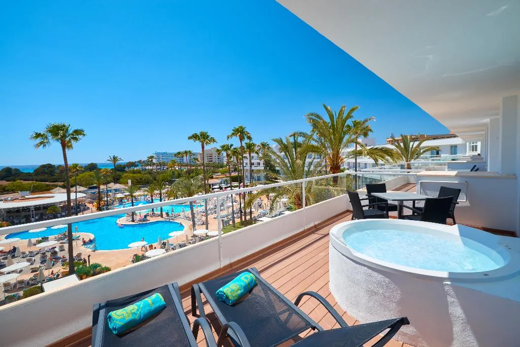 APARTMENT CAPACITY 4 Room, Protur Vista Badía Aparthotel, Majorca