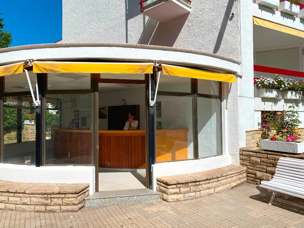Lobby, Corcega, Costa Dorada
