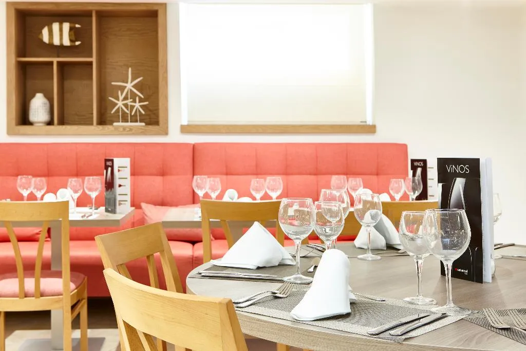 Restaurant, Universal Hotel Perla, Majorca