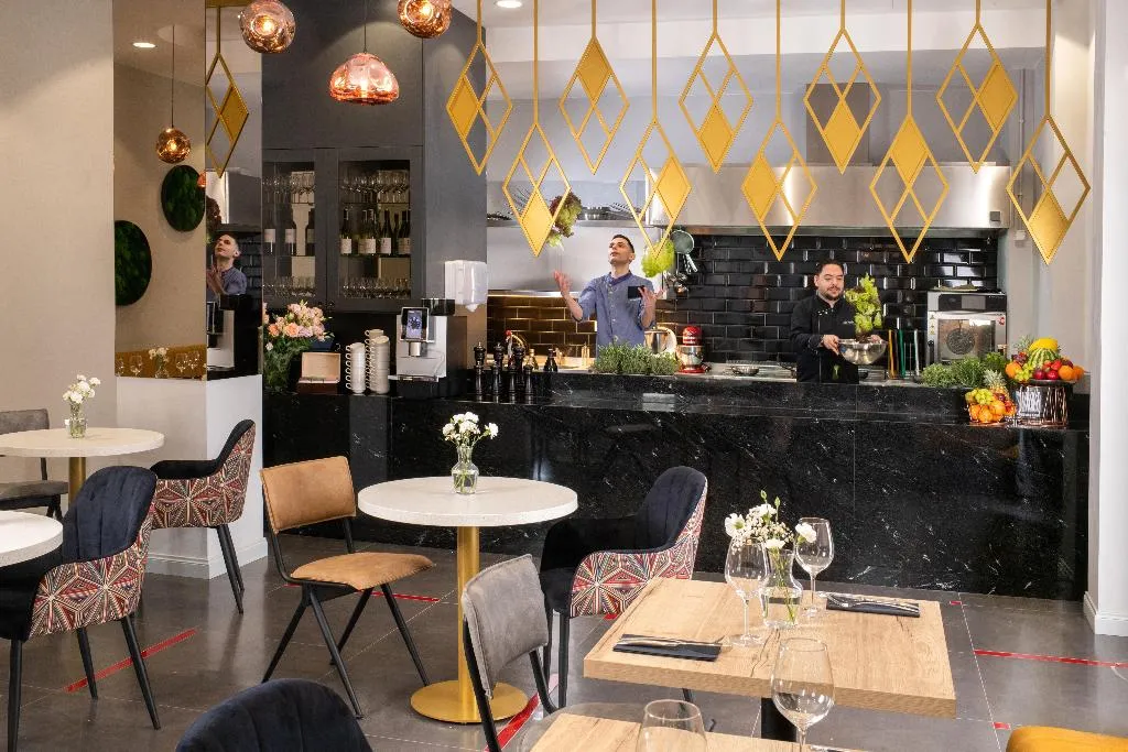Restaurant, Xerion Hotel, Krakow
