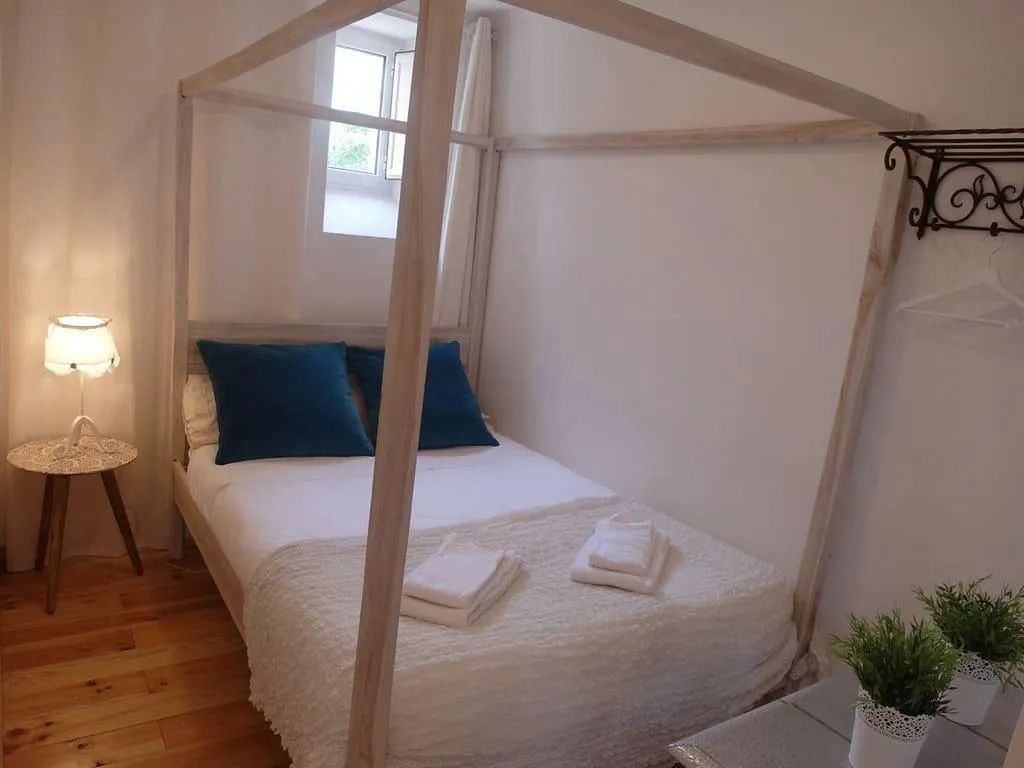 Room, Santosweethome 1, Lisbon