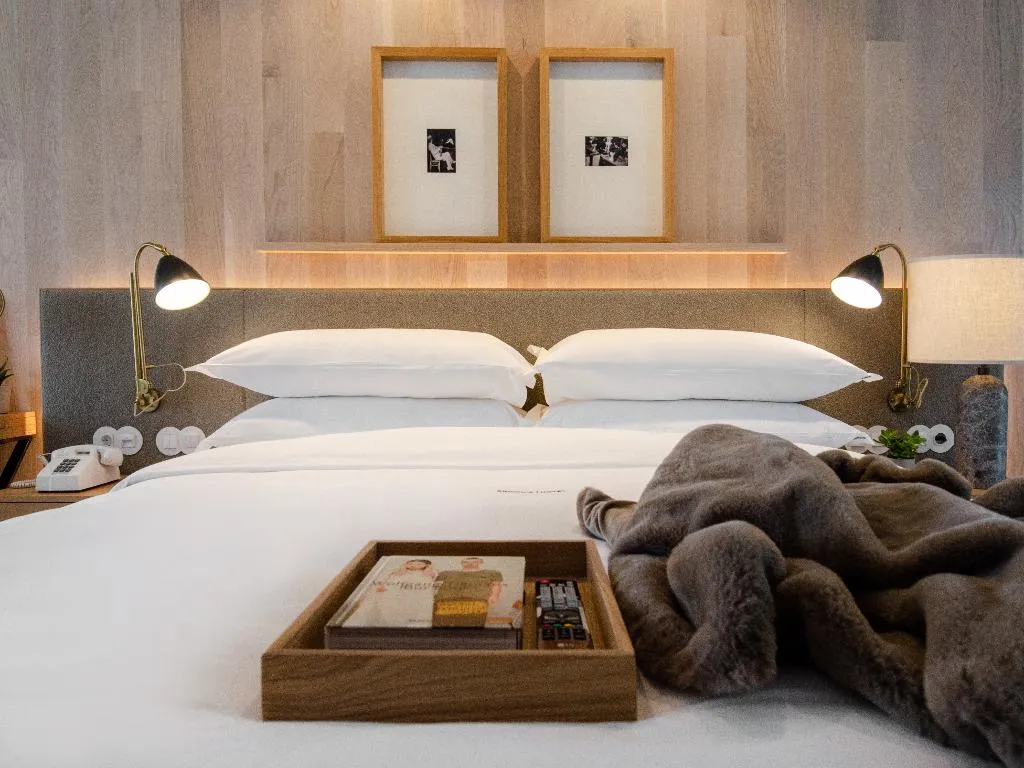 JUNIOR SUITE STANDARD Room, Browns Avenue Hotel, Lisbon