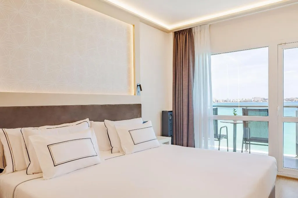 Room PREMIUM SEA VIEW Room, Melia Alicante, Costa Blanca