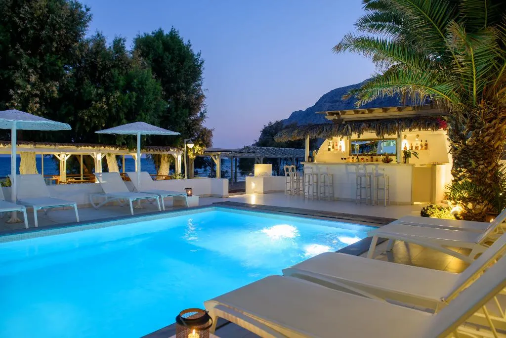 Pool, Alesahne Beach, Santorini