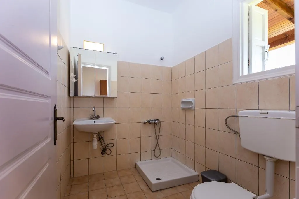 QUADRUPLE STANDARD Room, Frida by Checkin, Corfu