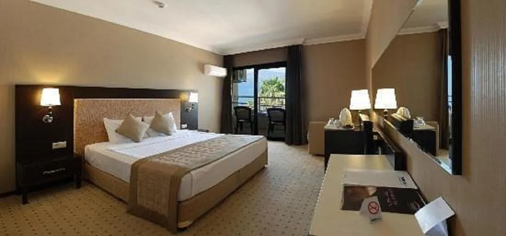 Room, Munamar Park, Dalaman
