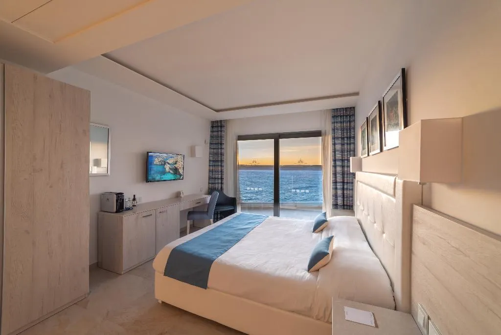SUITE STANDARD Room, The Ramla Bay Resort, Malta