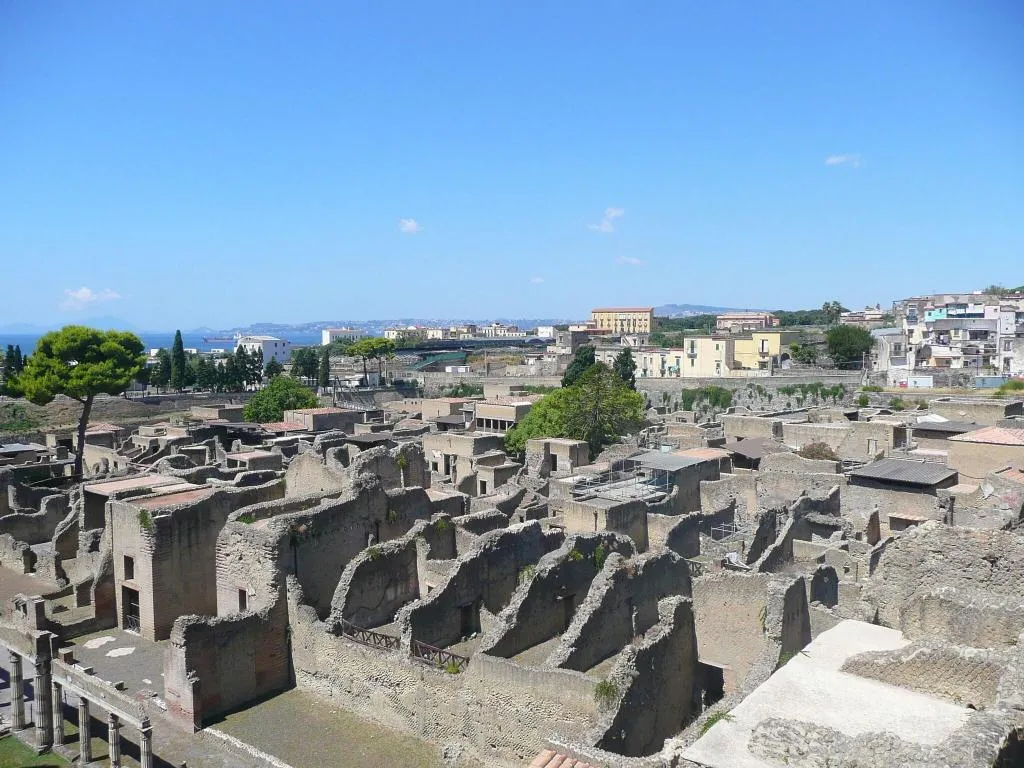 General view, I Papiri, Naples